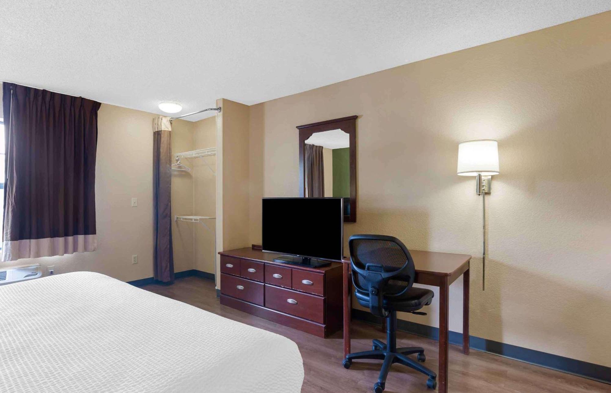 Extended Stay America Suites - Orange County - Katella Ave Kültér fotó