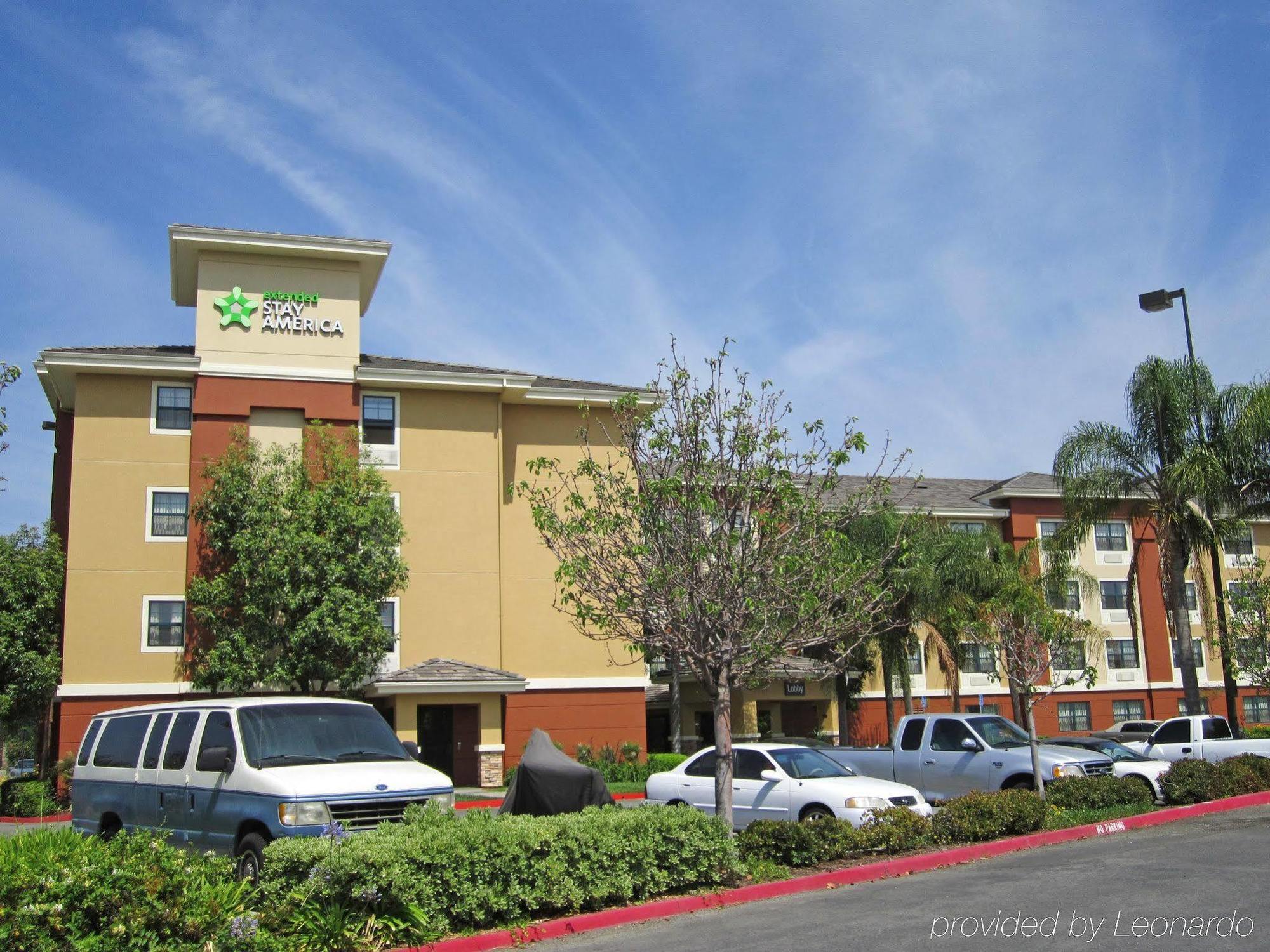 Extended Stay America Suites - Orange County - Katella Ave Kültér fotó